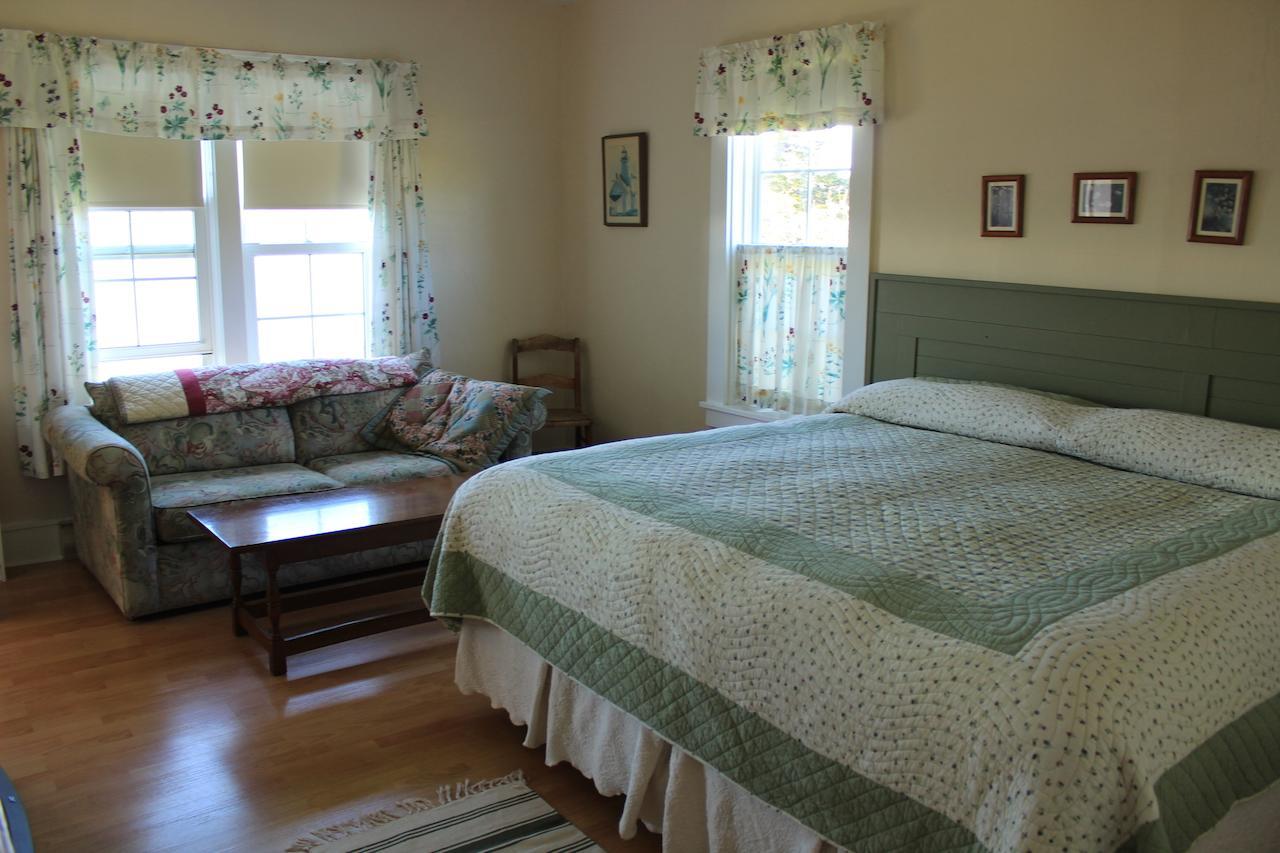 Compass Rose Heritage Inn North Head Bagian luar foto