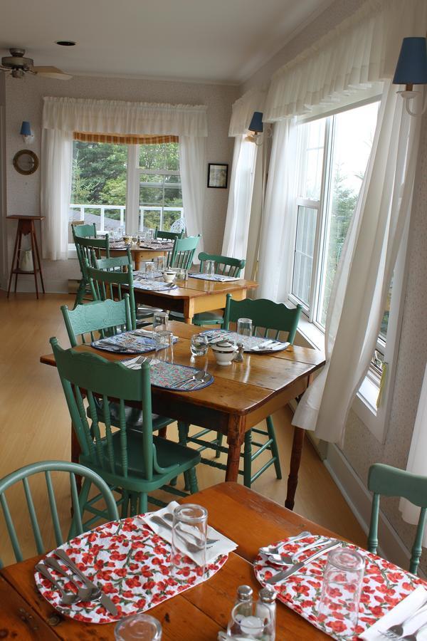 Compass Rose Heritage Inn North Head Bagian luar foto